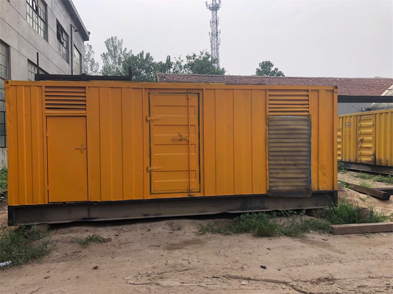 民和发电机出租进行负载测试时,电瓶电量不足的具体判断标准是什么?